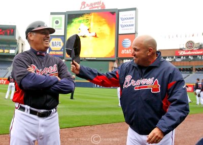 Atlanta Braves Manager Fredi Gonzalez (right)