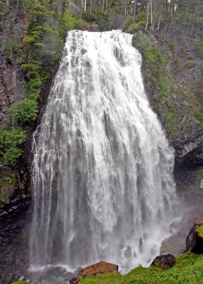 Narada Falls in Mount Rainier National Park