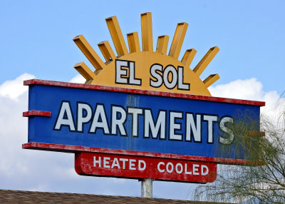 El Sol Apartments on Oracle