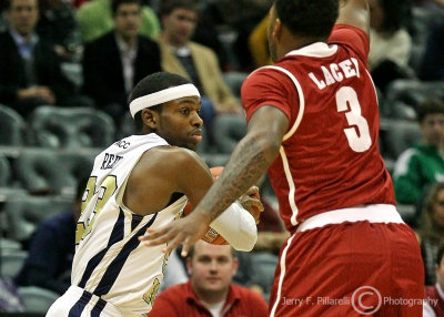 Georgia Tech G Reed is defended by Alabama G Lacey