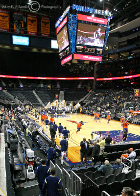 Yellow Jackets take the court at Philips Arena in downtown Atlanta