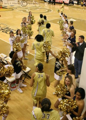 The Yellow Jackets take the floor for the second half of play