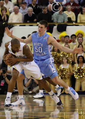 UNC F Hansbrough holds his ground against Tech F Smith