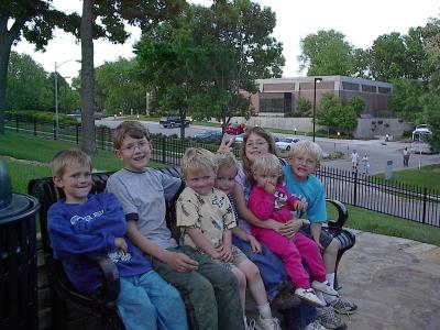  Kids at Mormon Trail Center