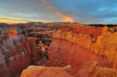 Bryce Canyon Sunrise_03.JPG