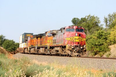 BNSF 688 East