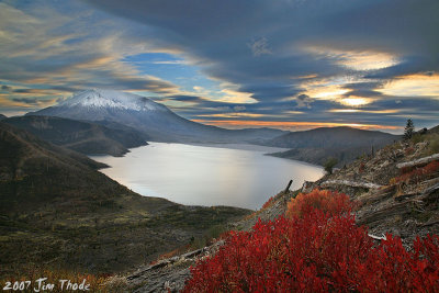 Mt St Helen and Spirit Lake