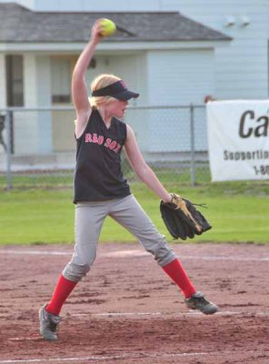 Hannah Gets To Pitch