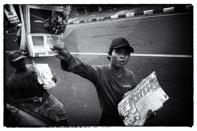 Newspaper vendor, Bali