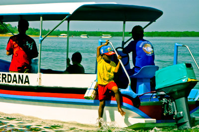 Risky ride, Turtle Island, Bali