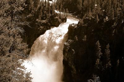 Yellowstone River : Upper Fall