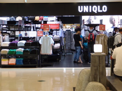 Last minute shopping at Uniqlo at Narita Airport.