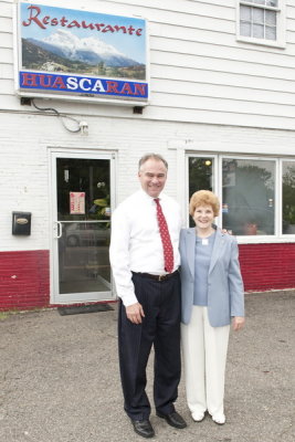 Gov Kaine's Meet N Greet in Arlandria 2012