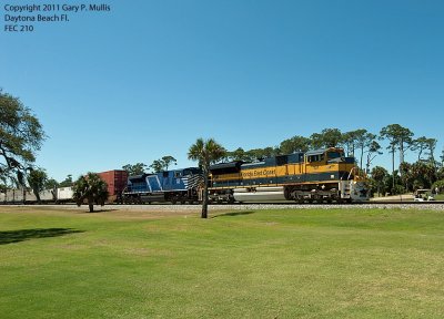 Northbound by the golf course in Daytona.tif