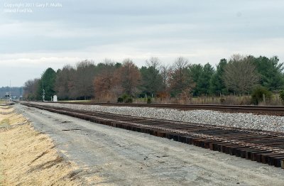 Looking south at new ties.jpg