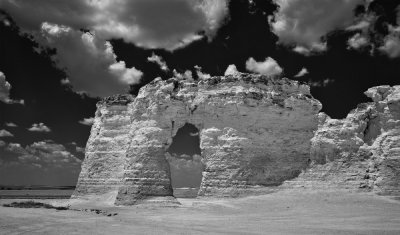 Arch at Monument Rocks