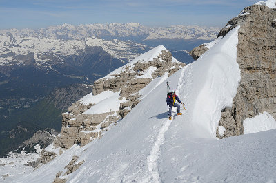 In cresta verso la cima