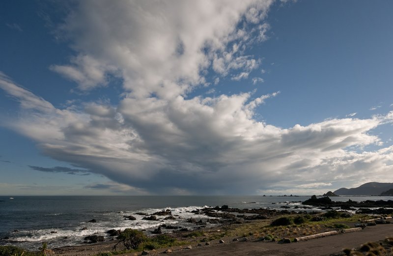 12 september 2011 - Cloud over Cook strait