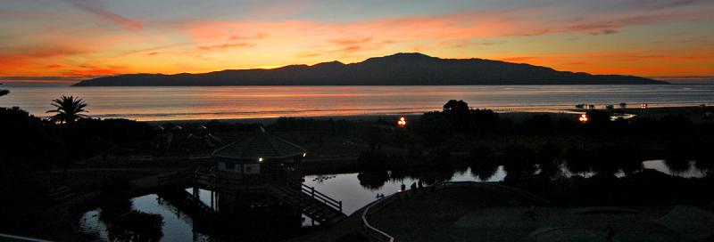 20 May 06 - Sunset over Kapiti