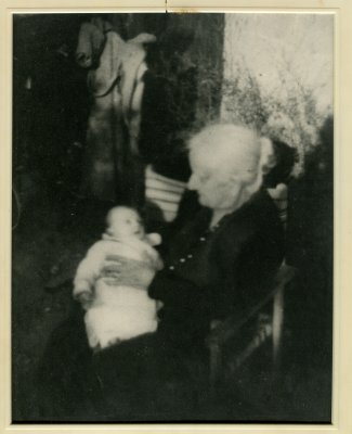 SallyAnnWithGreatGrandmaDavis.jpg
