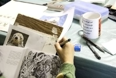 Hands of a Painter 4