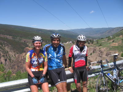 A brief stop on the way up Battle Mountain: Susan, Adam and Oscar