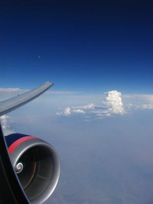 Thunderhead @ 34,000 ft<br>by aja2