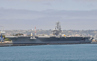 USS Ronald Reagan (CVN-76)