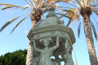 Statue