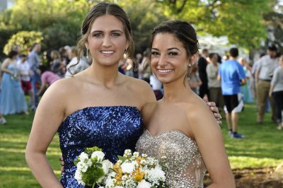 NAZ PROM 2012-54.JPG