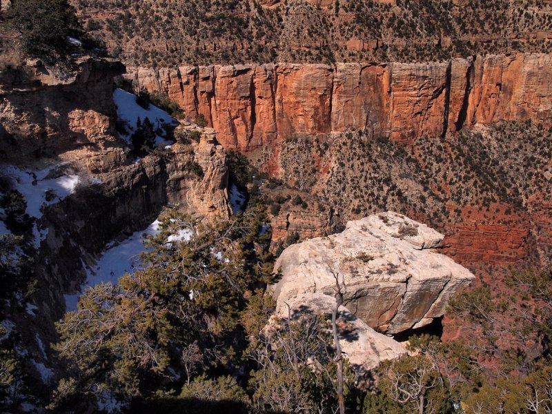 P3112263 - South Rim Wall.jpg