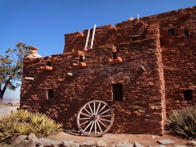 P3112256 - Elizabeth Colter's Hopi House.jpg