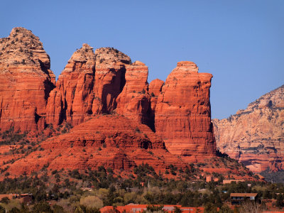 P3112272 - 'Coffee Pot' Mountain, Sedona.jpg