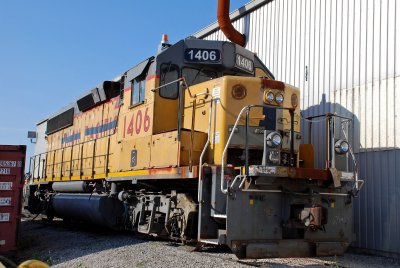 067 - Friday morning - Sept 17 - at Midwest Locomotive