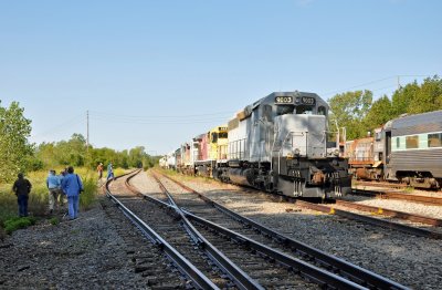 085 - Friday morning - Sept 17 - at Midwest Locomotive