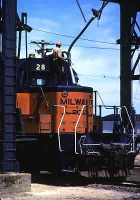 Servicing the 28, Bensenville, IL 1984