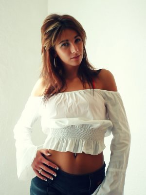 Lara (4).jpg
