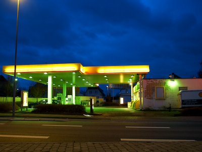 2008-01-17 Gas station