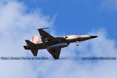 2011 - USN Northrop F-5N/F on approach military aviation stock photo #7830