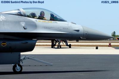 USAF General Dynamics F-16C Block 50A Fighting Falcon #AF90-0806 military air show stock photo #1021