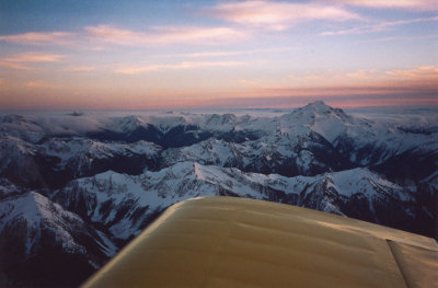 Glacier Peak, December 30, 2001  (GlacierPk123001-1.jpg)