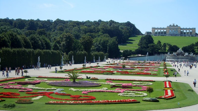 Schnbrunn Palace scene 3