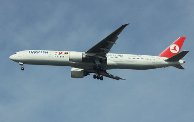 Turkish B-777-300 in Barcelona Football club livery