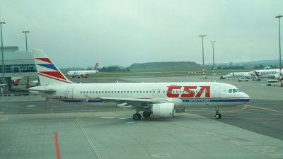 Czech A-320 in its old livery  in PRG