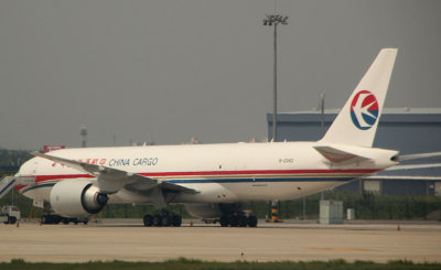 China Cargo B-777F at PVG