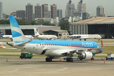 Austral E-190 dominating the ramp at AEP