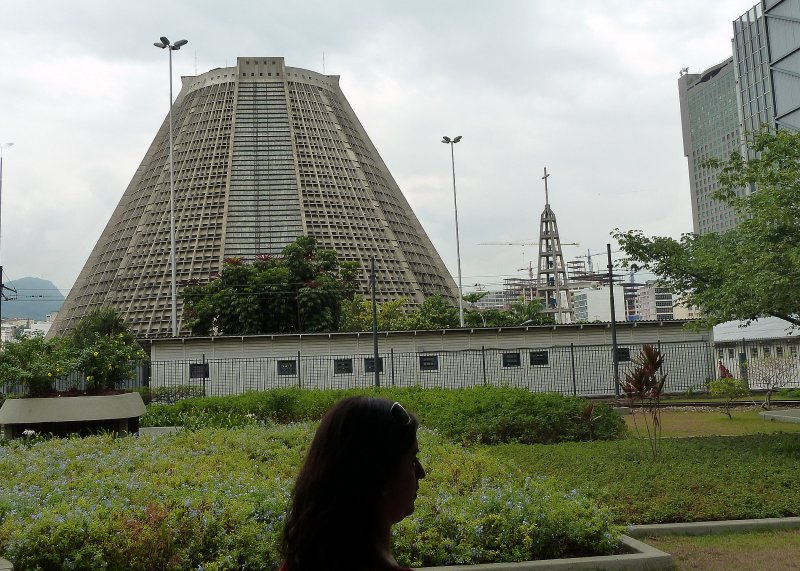I looked for the Catedral de Sao Sebastiao. If Howard hadnt pointed out the belltower, I would not have believed this was it!