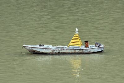 Boats were used to mark dangers in the Gorges (here - green water) & Yangtze. They reminded me of Christmas trees.