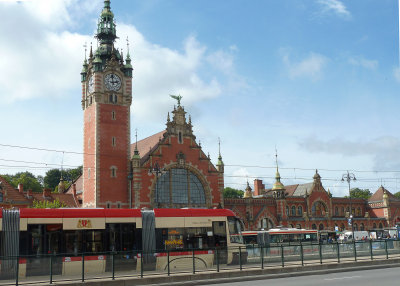 Here's train station. After 35 mins. & many stops, walking through a tunnel & walking 10 mins. you're at Old Town Gdansk. 