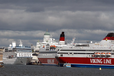 Helsinki ferries & Nautica (the smaller ships always get the best dock location!!)